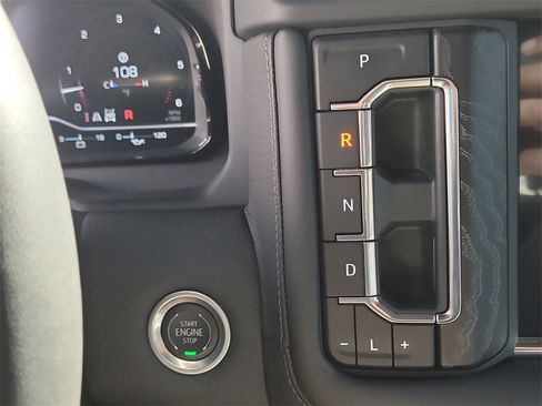 Used 2024 GMC Yukon XL Denali w/ Denali Reserve Package image 29