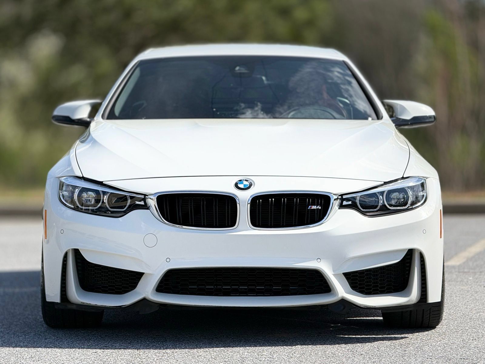 Used 2019 BMW M4 Convertible RWD image 2