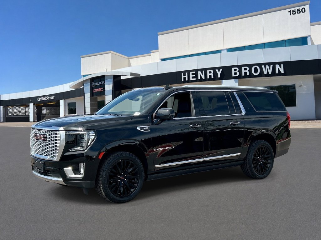 Used 2023 GMC Yukon XL Denali w/ LPO, Floor Liner Package AWD/4WD image 1