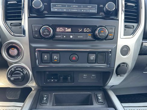 Used 2021 Nissan Titan SV w/ SV Convenience Package AWD/4WD image 56