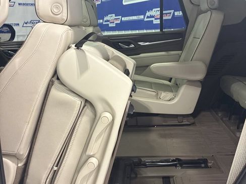 Used 2024 GMC Yukon Denali AWD/4WD image 41
