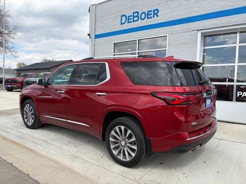 Used 2022 Chevrolet Traverse Premier w/ LPO, Floor Liner Package AWD/4WD image 3