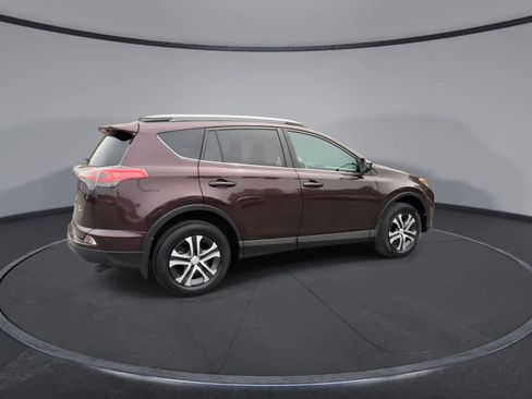 Used 2017 Toyota RAV4 LE w/ All Weather Liner Package AWD/4WD image 8