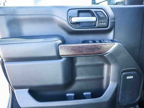 Used 2022 GMC Sierra 3500 Denali w/ Denali Ultimate Package image 30