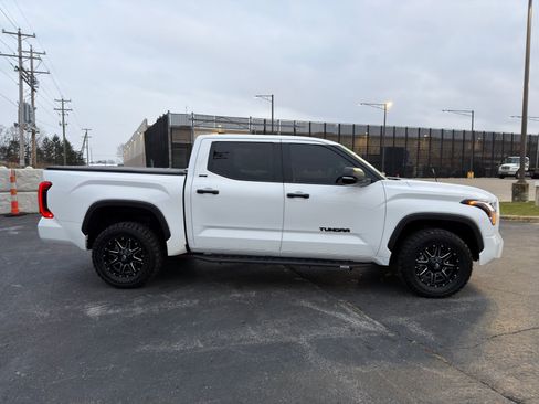 Used 2023 Toyota Tundra SR5 image 7