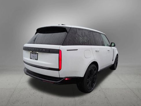 New 2026 Land Rover Range Rover SE image 6
