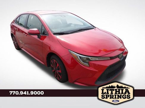 Used 2020 Toyota Corolla LE FWD image 1