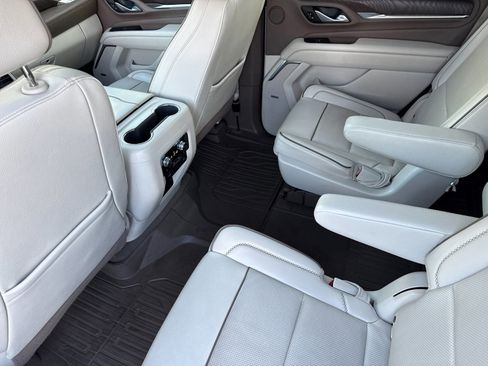 Used 2022 GMC Yukon Denali image 12