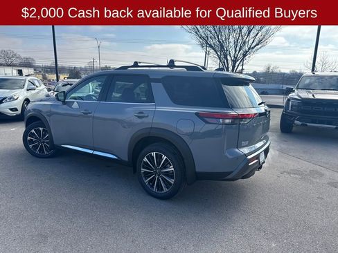 New 2026 Nissan Pathfinder Platinum image 6
