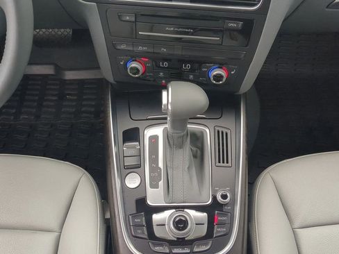 Used 2017 Audi Q5 2.0T Premium Plus w/ Technology Package image 16