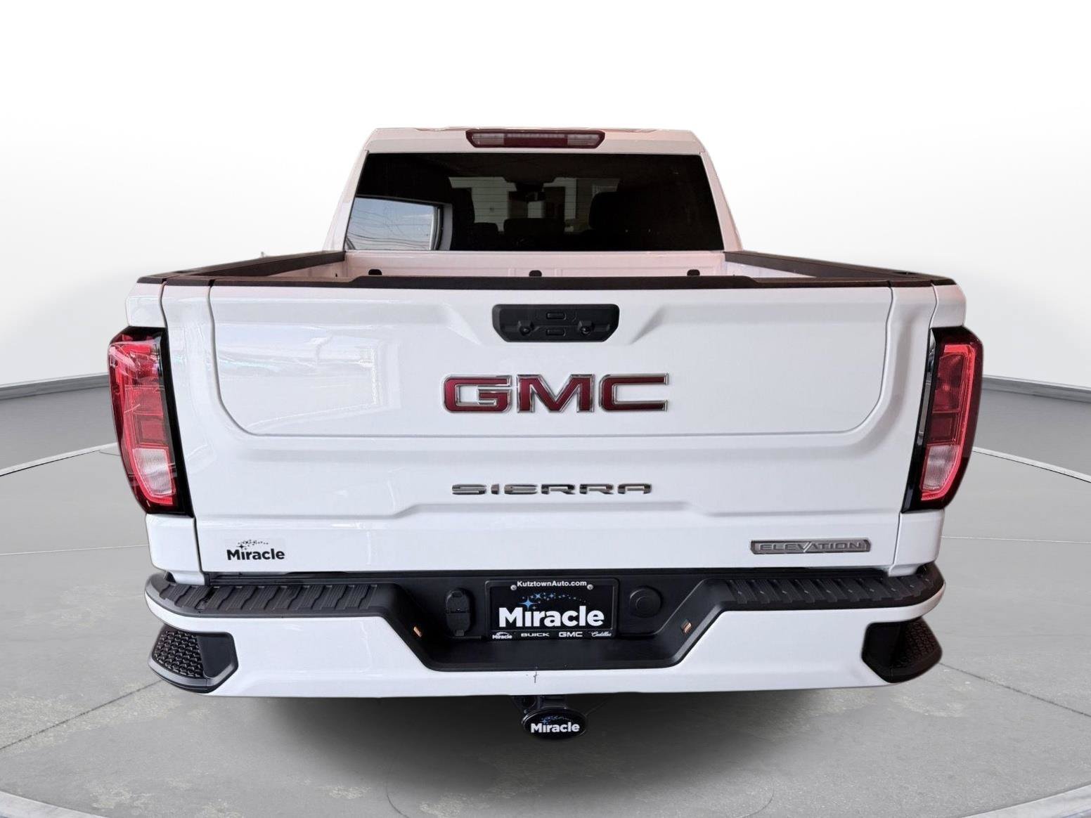 Used 2023 GMC Sierra 1500 Elevation AWD/4WD image 14