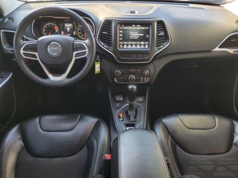 Used 2022 Jeep Cherokee Latitude image 28