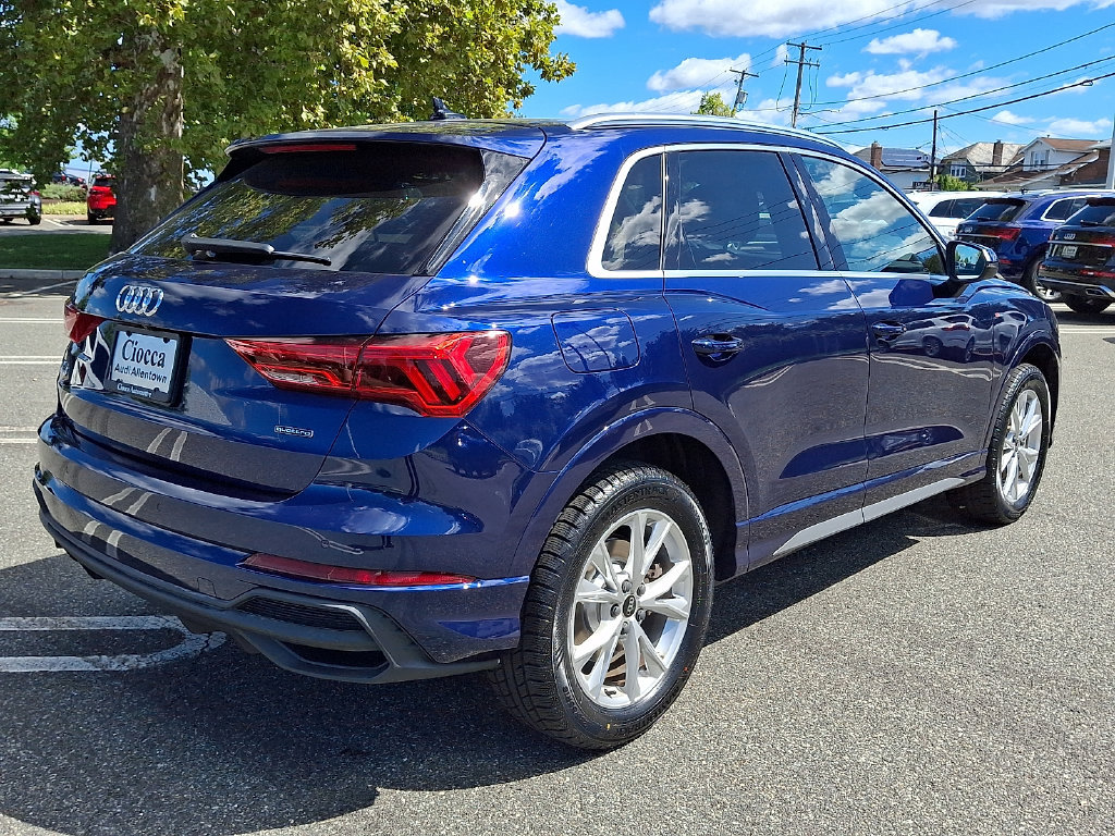 Used 2023 Audi Q3 2.0T Premium Plus w/ Premium Plus Package AWD/4WD image 9