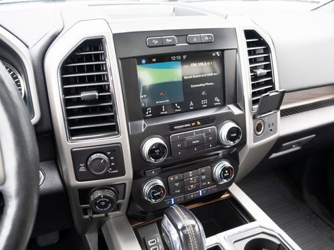 Used 2017 Ford F150 Lariat w/ Equipment Group 502A Luxury image 3