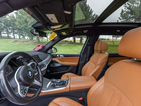 Used 2019 BMW X7 xDrive50i w/ Dynamic Handling Package AWD/4WD image 12