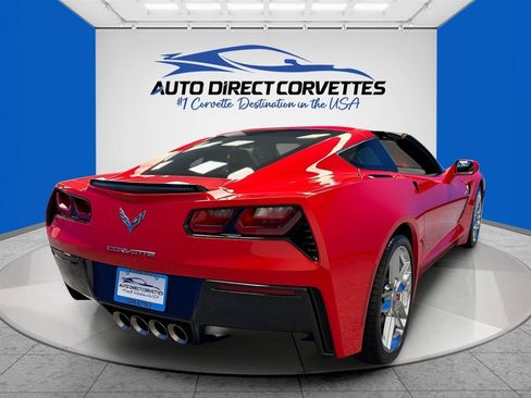 Used 2019 Chevrolet Corvette Stingray Coupe w/ 1LT RWD image 10
