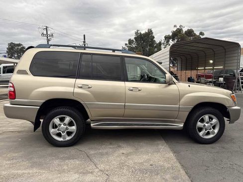 Used 2004 Toyota Land Cruiser image 7