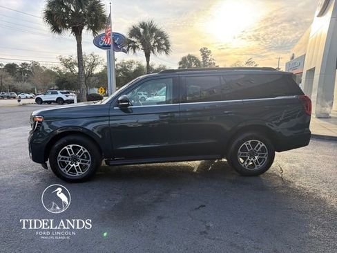 New 2026 Ford Expedition Active image 4