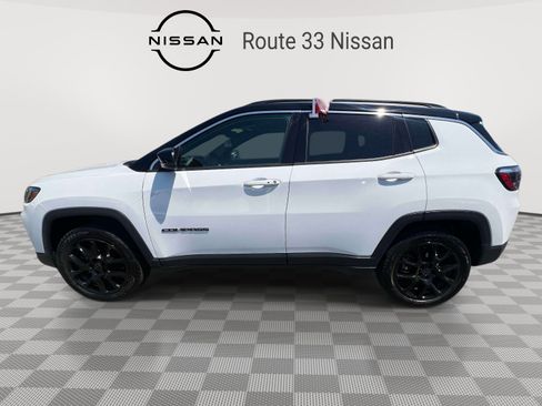 Used 2025 Jeep Compass Limited AWD/4WD image 5