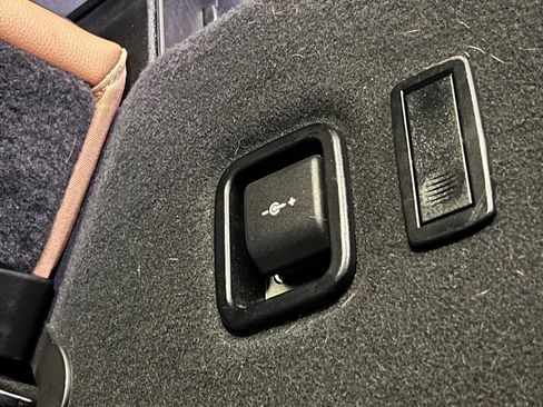 Used 2023 BMW X3 xDrive30i w/ Convenience Package image 43