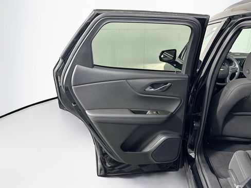 Used 2022 Chevrolet Blazer LT image 27