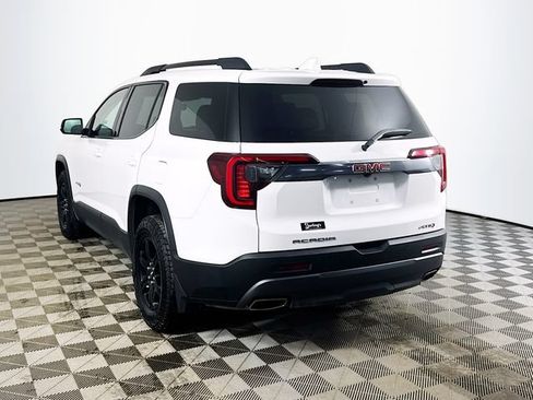 Used 2023 GMC Acadia AT4 w/ Technology Package AWD/4WD image 5
