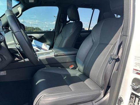 Used 2024 Lexus LX 600 F Sport image 8