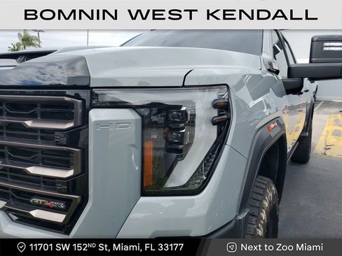 Used 2024 GMC Sierra 2500 AT4X w/ AT4X AEV Edition image 6