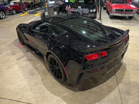 Used 2019 Chevrolet Corvette Grand Sport w/ Z07 Performance Package image 15
