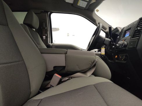 Used 2015 Ford F150 XL w/ Equipment Group 101A Mid AWD/4WD image 21