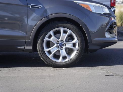 Used 2015 Ford Escape Titanium image 4