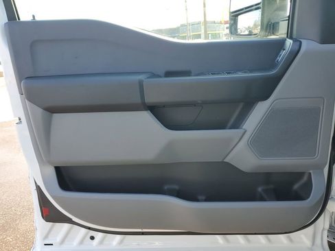 New 2026 Ford F450 XL w/ XL Chrome Package image 10