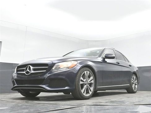 Used 2017 Mercedes-Benz C 300 Sedan image 29
