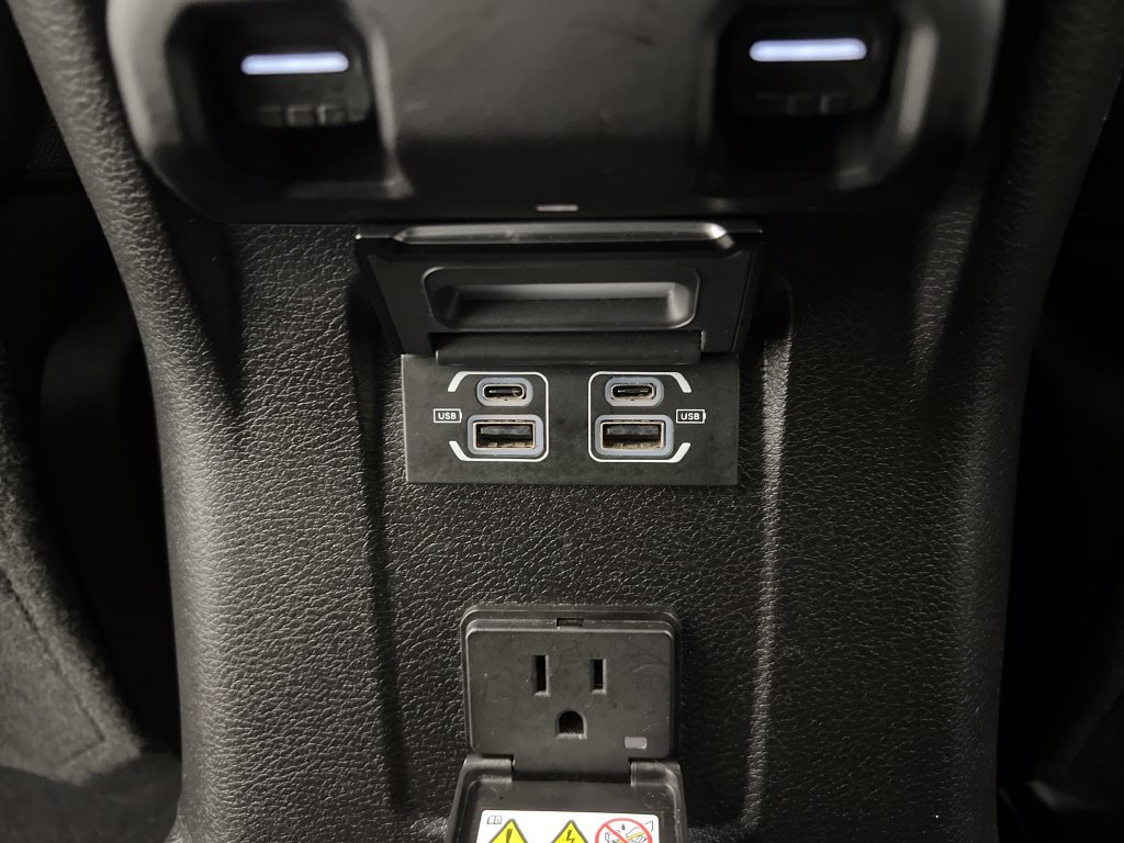 Used 2024 Jeep Wrangler Unlimited Rubicon AWD/4WD image 24