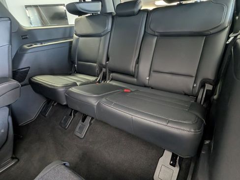 Certified 2025 Ford Expedition Max Platinum w/ Stealth Performance Package AWD/4WD image 15