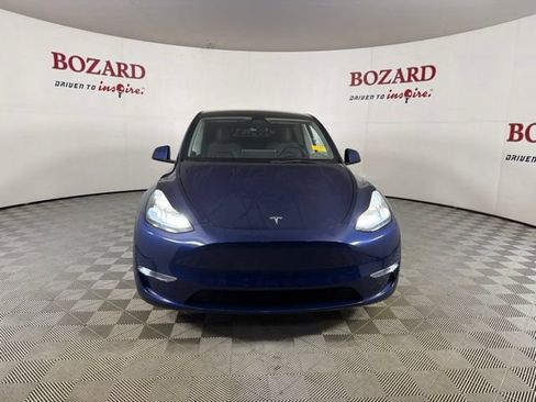 Used 2022 Tesla Model Y Performance AWD/4WD image 2