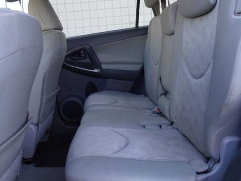 Used 2011 Toyota RAV4 4WD image 11