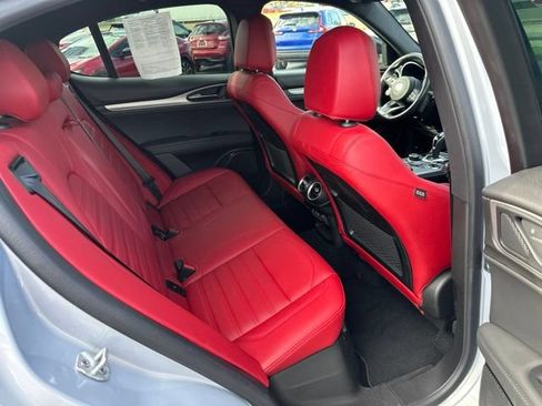 Used 2024 Alfa Romeo Stelvio Ti w/ Performance Driving Package AWD/4WD image 11