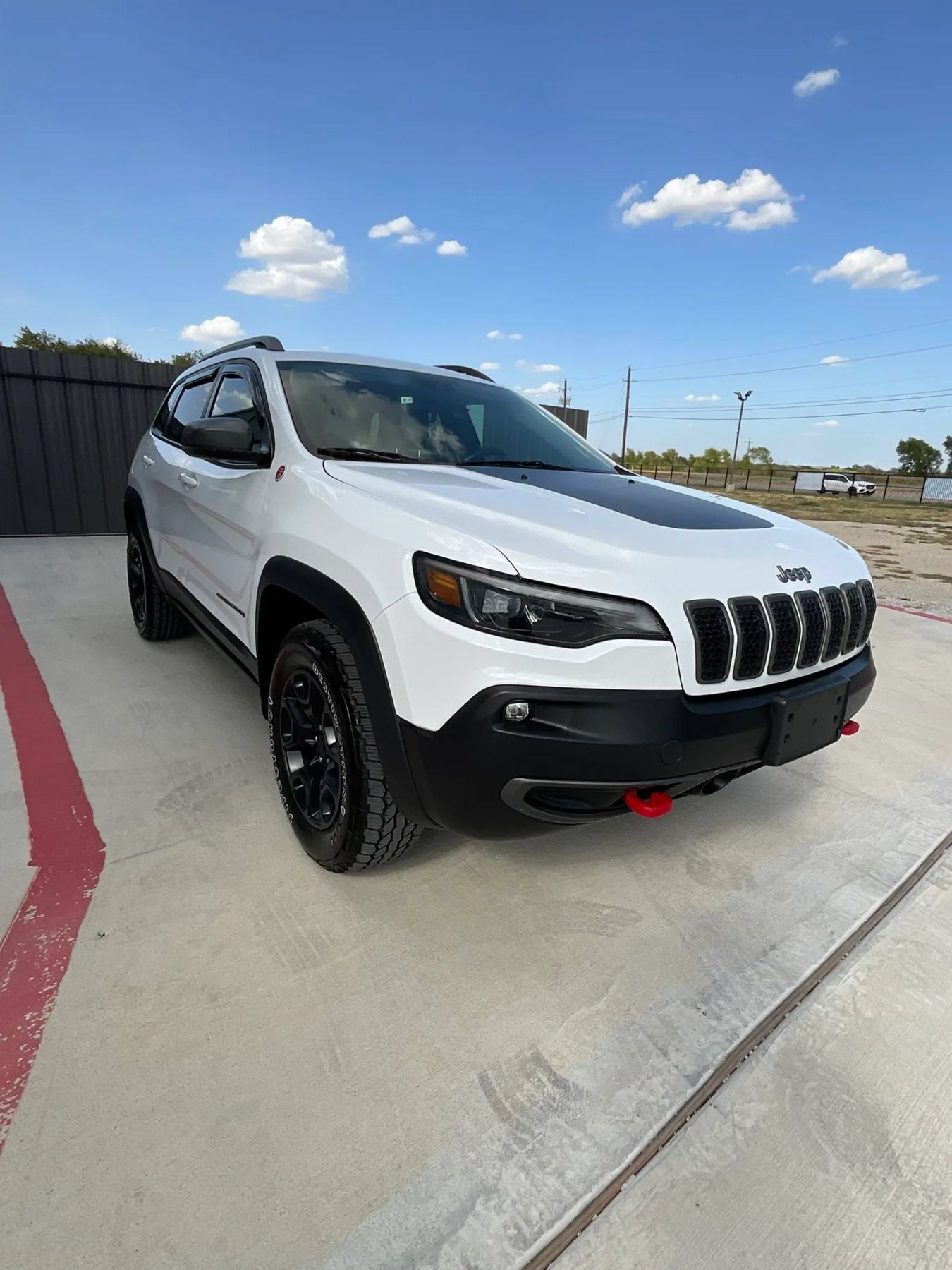 Used 2021 Jeep Cherokee Trailhawk w/ Trailer Tow Group AWD/4WD image 22
