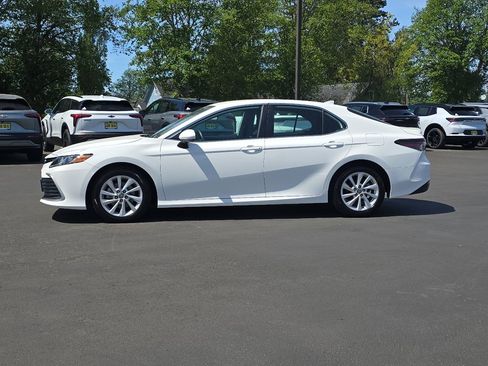 Certified 2024 Toyota Camry LE FWD image 6