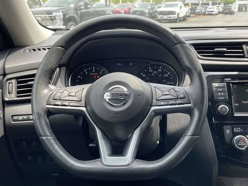 Used 2018 Nissan Rogue SL AWD/4WD image 9