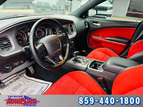 Used 2022 Dodge Charger Scat Pack w/ Dynamics Package image 4