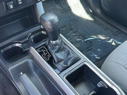 Used 2019 Toyota Tacoma SR5 image 29