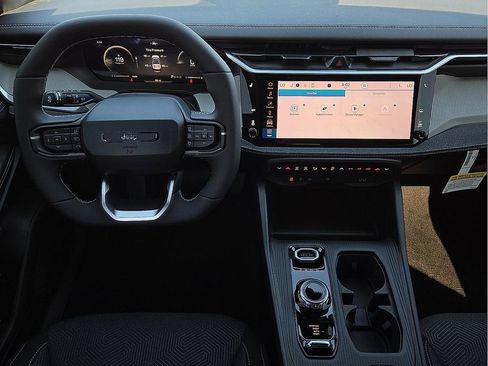 New 2026 Jeep Cherokee Laredo AWD/4WD image 10