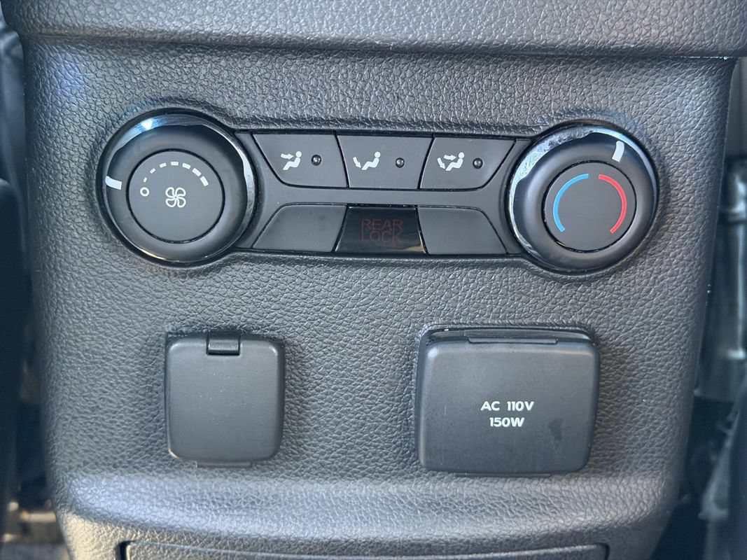 Used 2013 Ford Explorer Limited AWD/4WD image 25