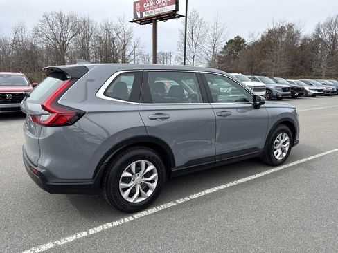 Used 2024 Honda CR-V LX image 8