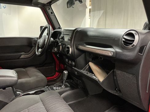 Used 2012 Jeep Wrangler Sport AWD/4WD image 22