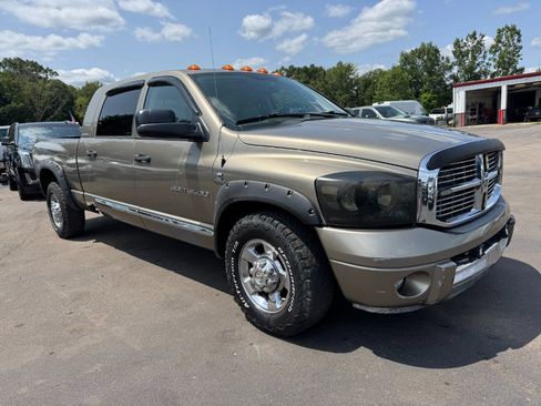 Used 2006 Dodge Ram 3500 Truck Laramie RWD image 7