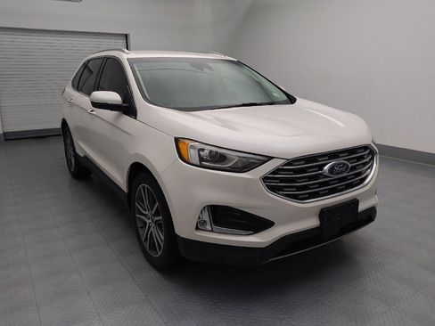 Used 2019 Ford Edge Titanium FWD image 13