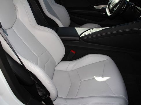 Used 2020 Chevrolet Corvette Stingray Coupe w/ 1LT image 20